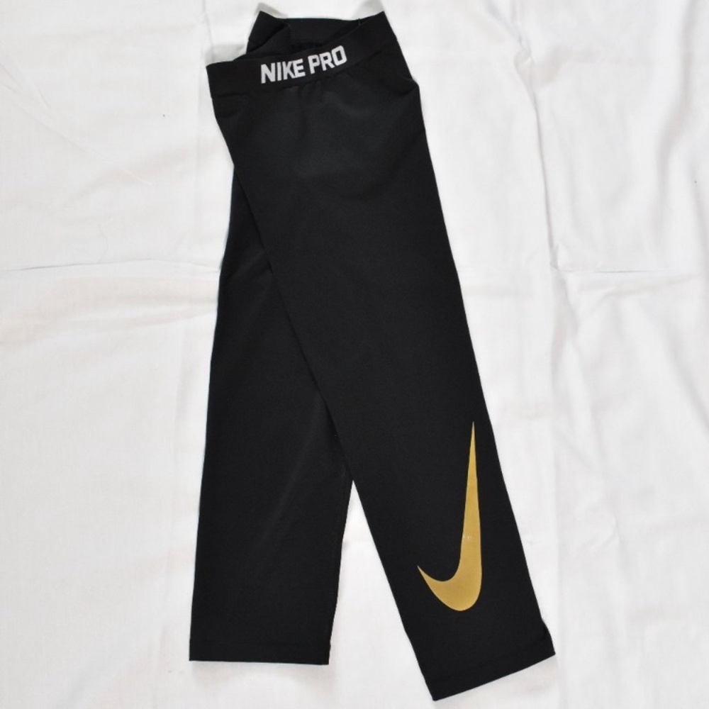 Nike Pro Capri Leggings